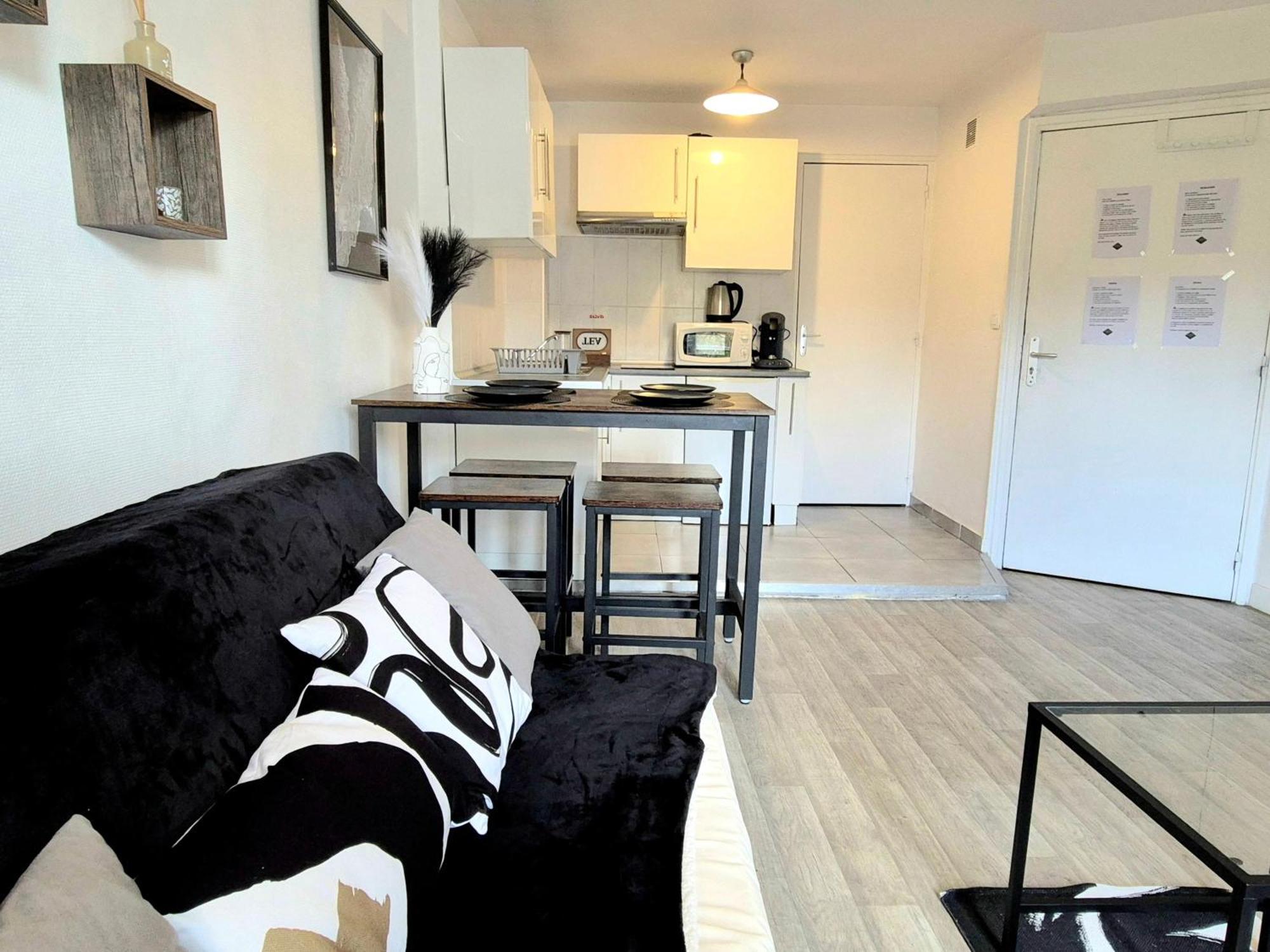 Apartmán L'Atelier-T2 Proche Du Centre-Wifi-Parking Lurdy Exteriér fotografie