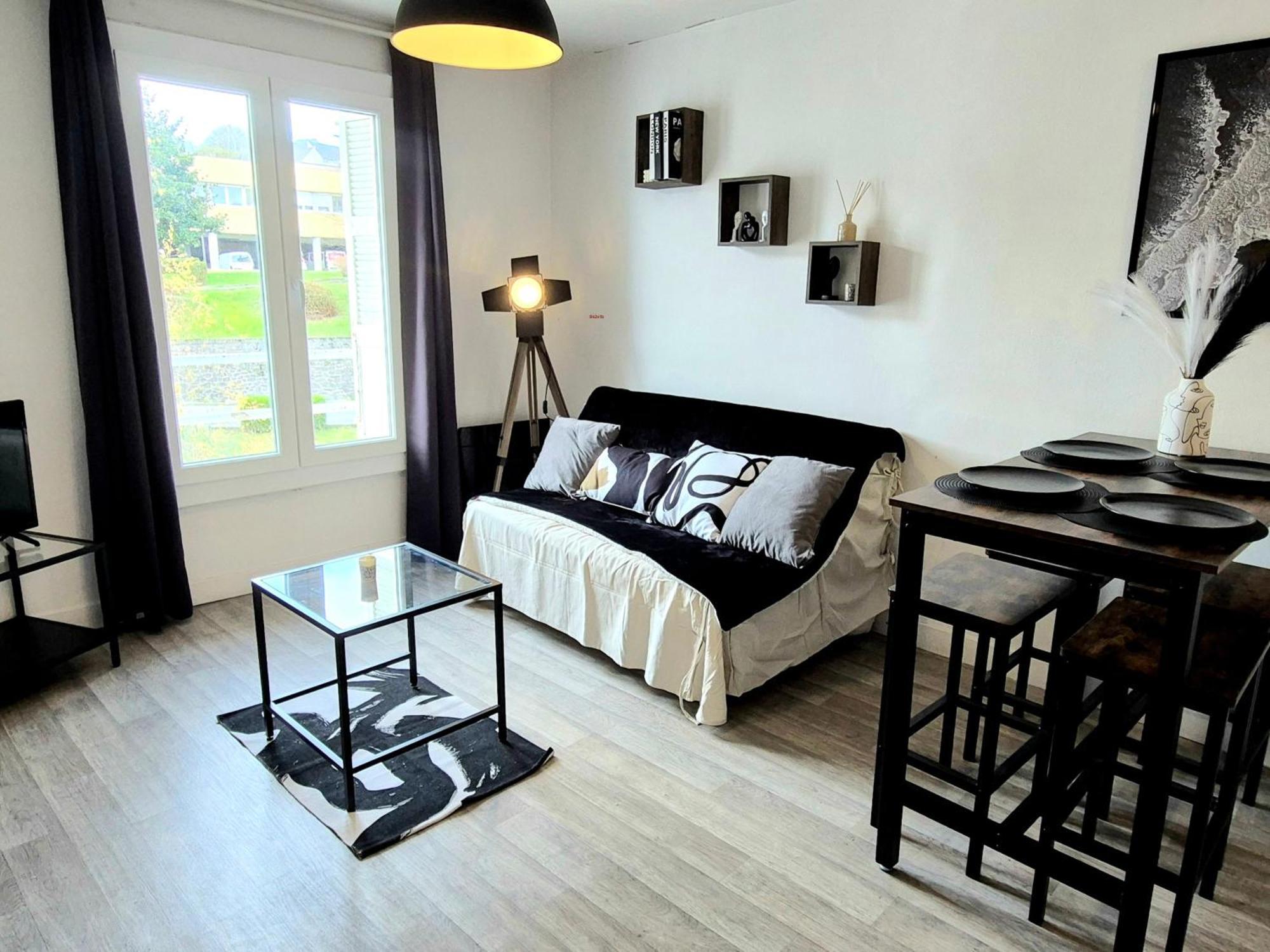 Apartmán L'Atelier-T2 Proche Du Centre-Wifi-Parking Lurdy Exteriér fotografie